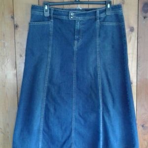 Code Bleu Plus size denim skirt